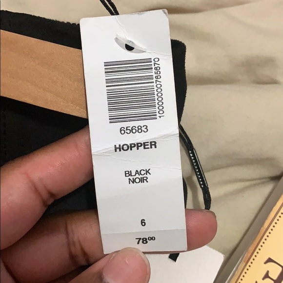 Hopper Skirt from Aritzia (BRAND NEW) - Picture 4 of 4